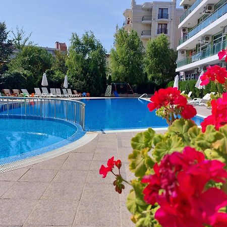 Family Apartments In Solmarin ซันนีบีช ภายนอก รูปภาพ