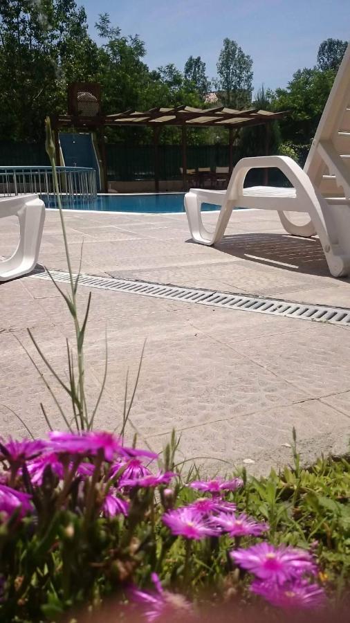 Family Apartments In Solmarin ซันนีบีช ภายนอก รูปภาพ