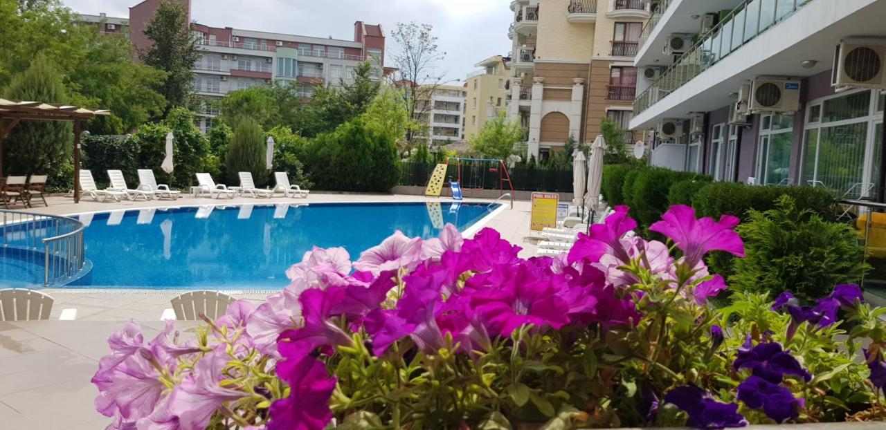 Family Apartments In Solmarin ซันนีบีช ภายนอก รูปภาพ