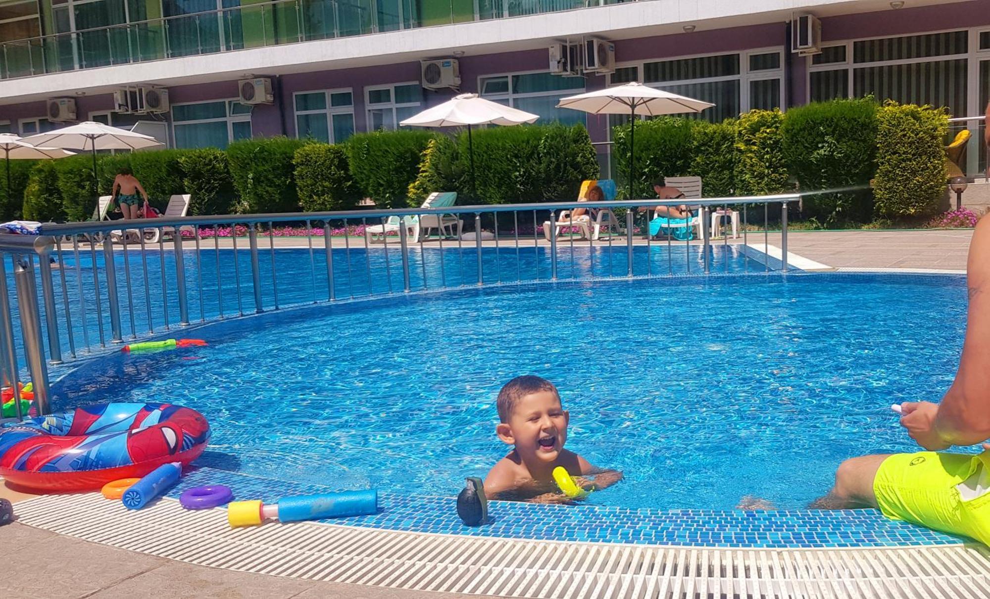 Family Apartments In Solmarin ซันนีบีช ภายนอก รูปภาพ