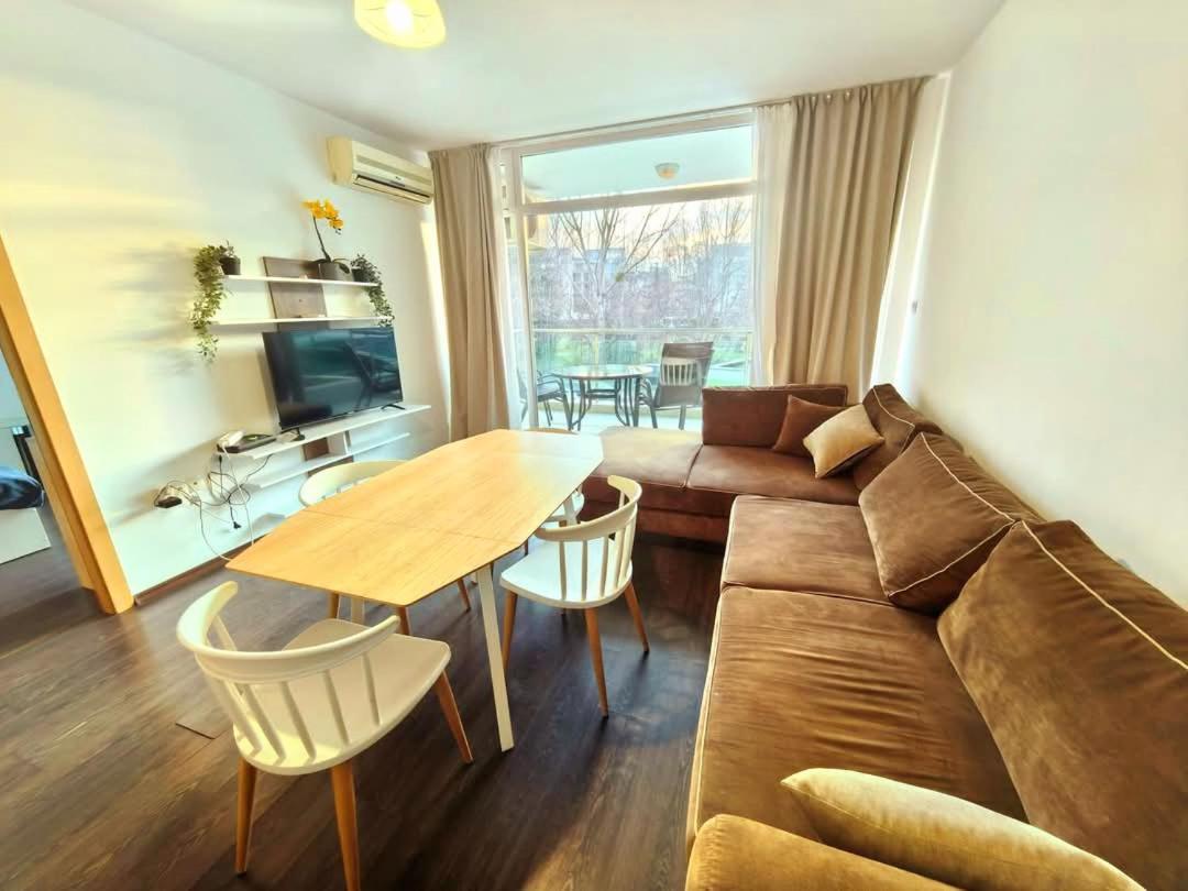 Family Apartments In Solmarin ซันนีบีช ภายนอก รูปภาพ